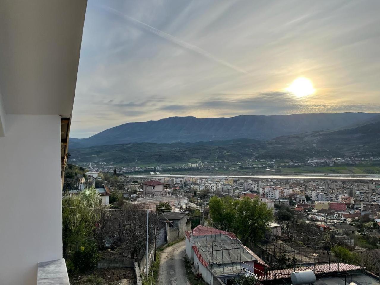 Guesthouse & Hospitality Berat Exterior photo