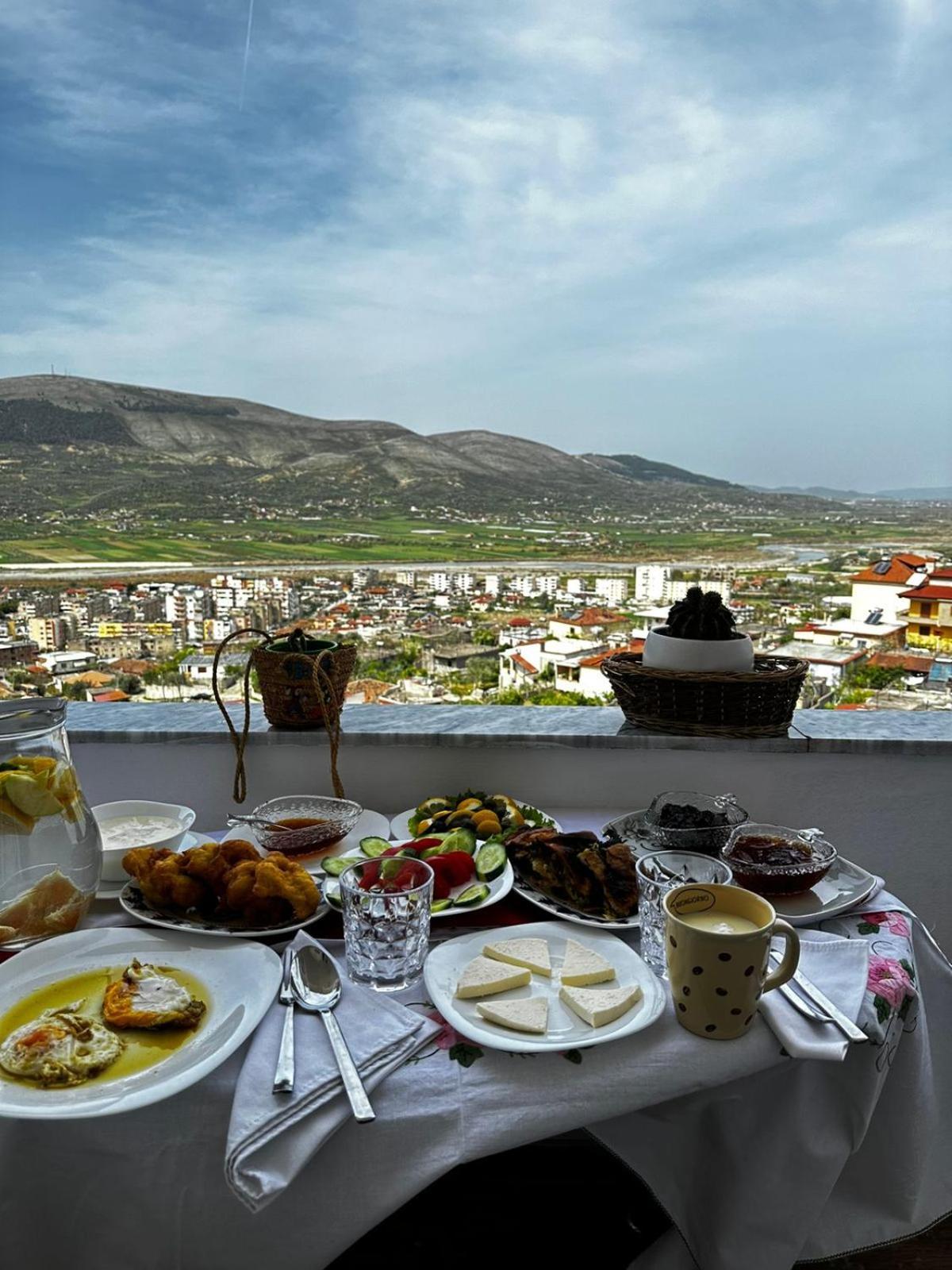 Guesthouse & Hospitality Berat Exterior photo